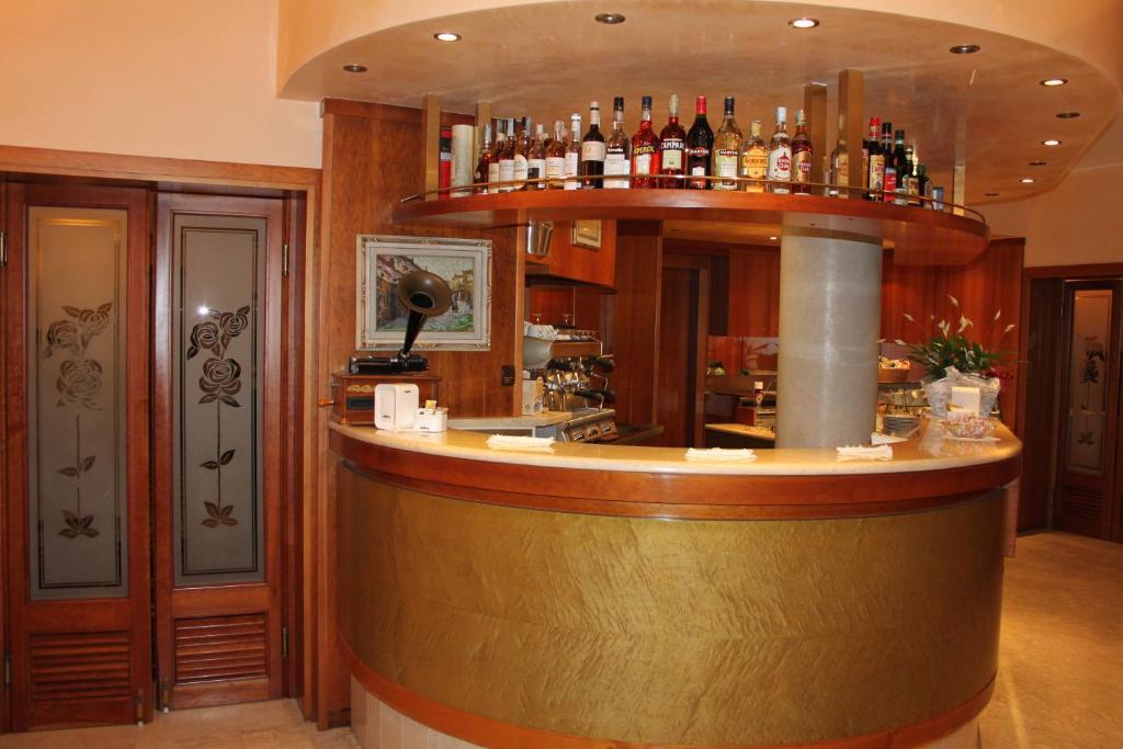 Hotel Rosa Abano Terme Ngoại thất bức ảnh