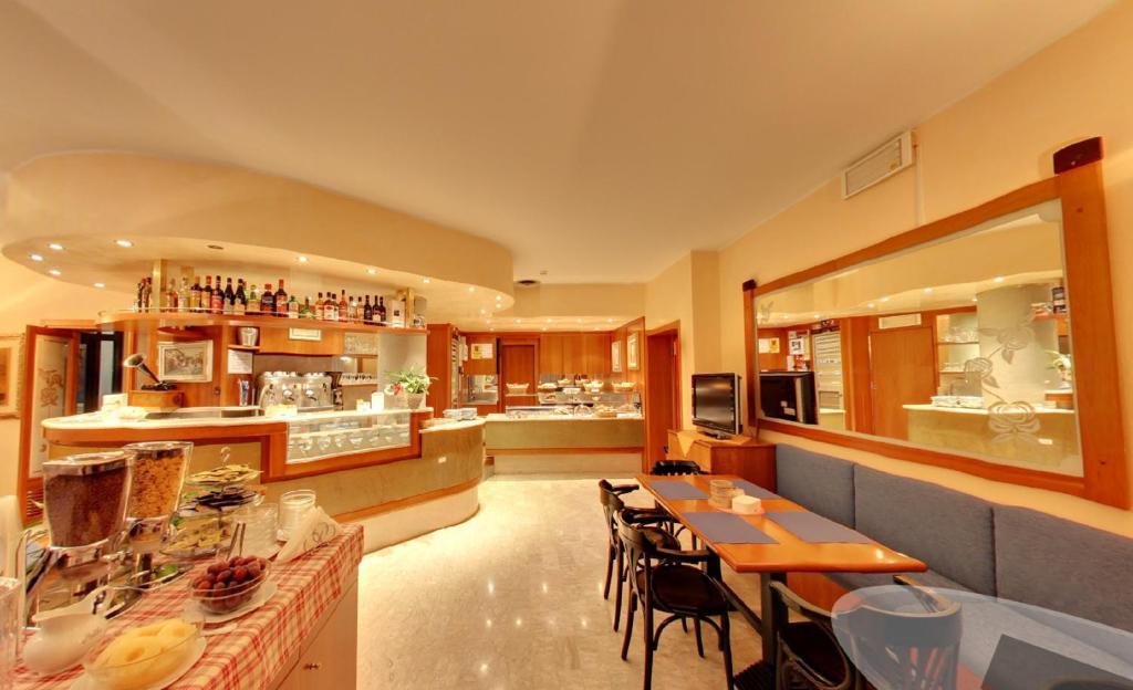 Hotel Rosa Abano Terme Ngoại thất bức ảnh